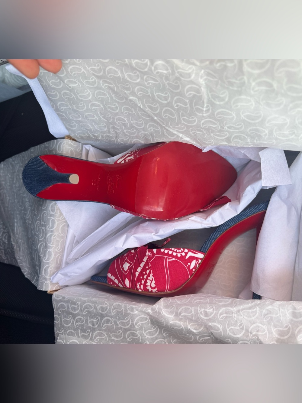 Christian Louboutin Red Bandana Knot Denim-Trim Slide - Picture 6 of 7